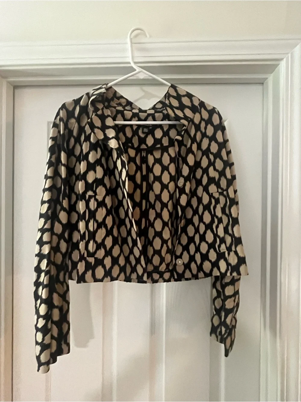 DKNY Cropped Black and Cream Polka-Link Jacket - Picture 1 of 4